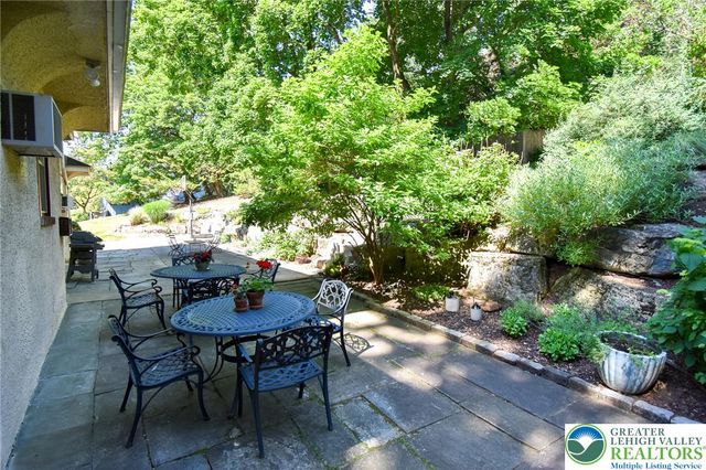 124 East Wayne Avenue, Easton, PA 18042