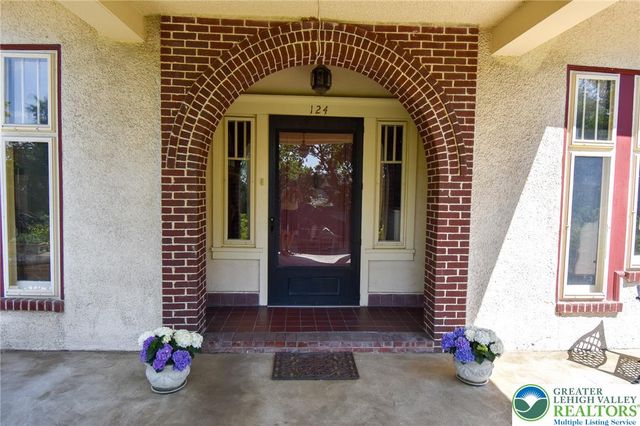 124 East Wayne Avenue, Easton, PA 18042