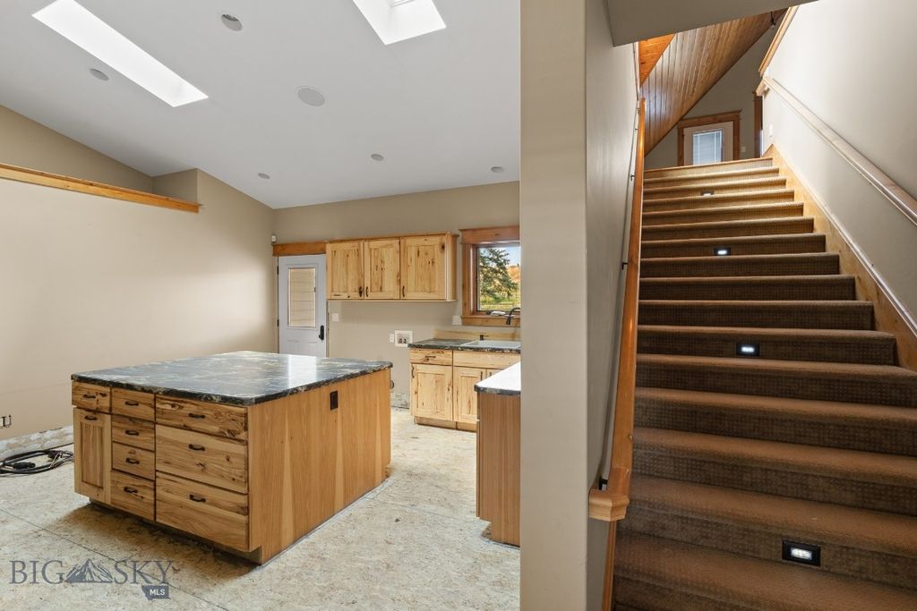 8555 Camp Creek Road, Manhattan, MT 59741 photo 28