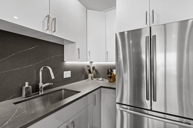 420 W Broadway 503, Boston, MA 02127