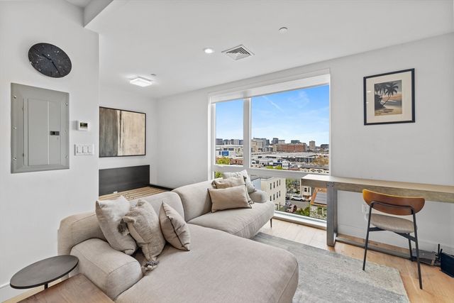 420 W Broadway 503, Boston, MA 02127