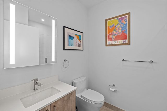 420 W Broadway 503, Boston, MA 02127