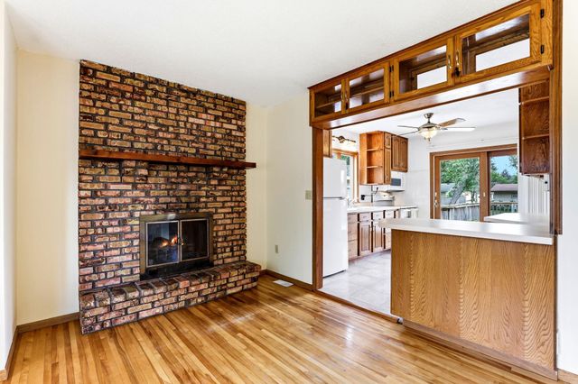 617 E Lincoln Road, New Richmond, WI 54017