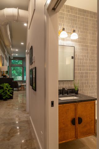 612 W 8th Avenue, Tallahassee, FL 32303