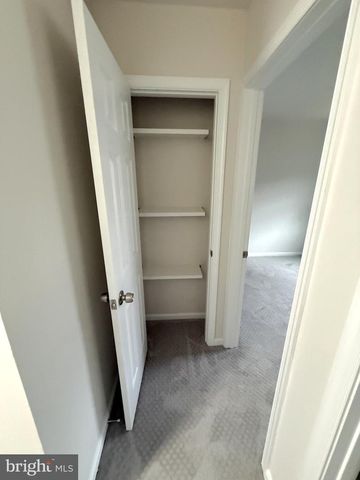 5305 ANCHOR CT, Fairfax, VA 22032