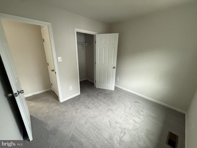 5305 ANCHOR CT, Fairfax, VA 22032