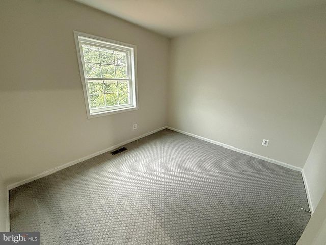 5305 ANCHOR CT, Fairfax, VA 22032