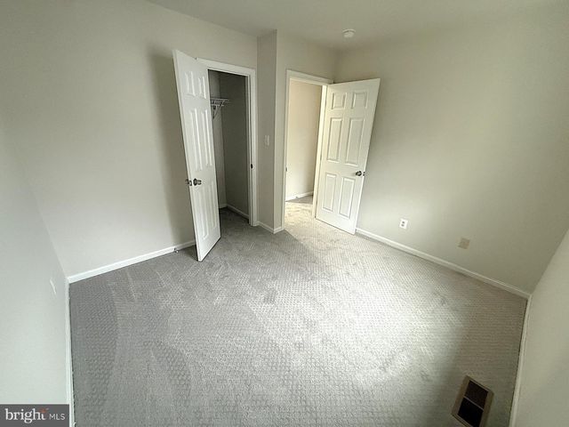 5305 ANCHOR CT, Fairfax, VA 22032