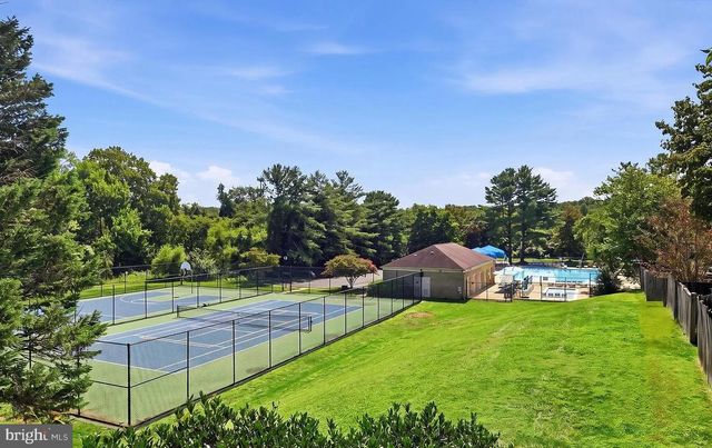 5305 ANCHOR CT, Fairfax, VA 22032