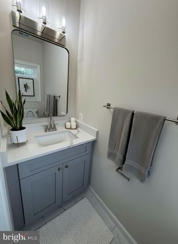5305 ANCHOR CT, Fairfax, VA 22032