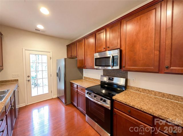 4773 Craigmoss Lane, Charlotte, NC 28278