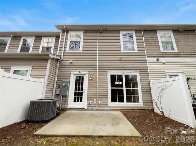 4773 Craigmoss Lane, Charlotte, NC 28278