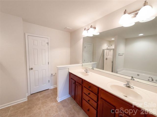 4773 Craigmoss Lane, Charlotte, NC 28278