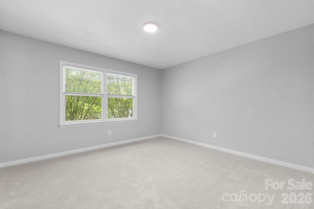 239 13th Avenue Place NW 6, Hickory, NC 28601