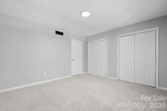 239 13th Avenue Place NW 6, Hickory, NC 28601