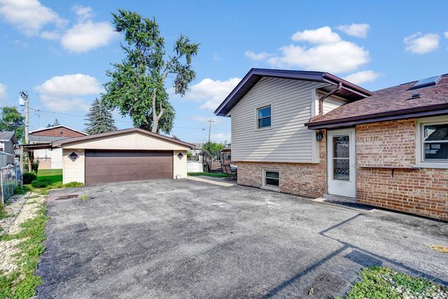 13533 Short Drive, Crestwood, IL 60418