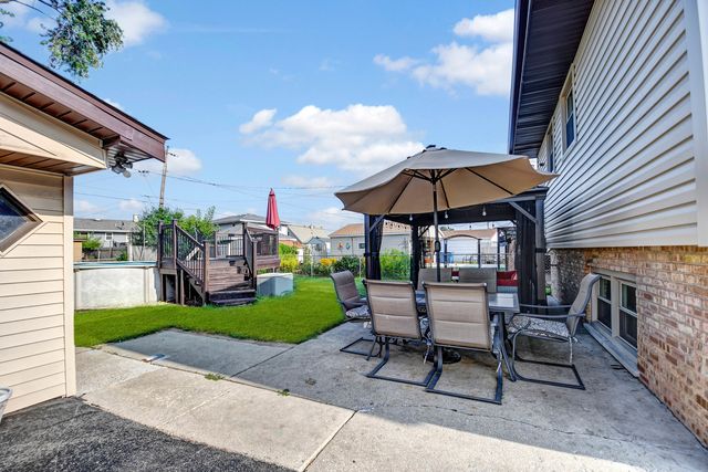 13533 Short Drive, Crestwood, IL 60418