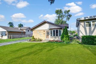 13533 Short Drive, Crestwood, IL 60418