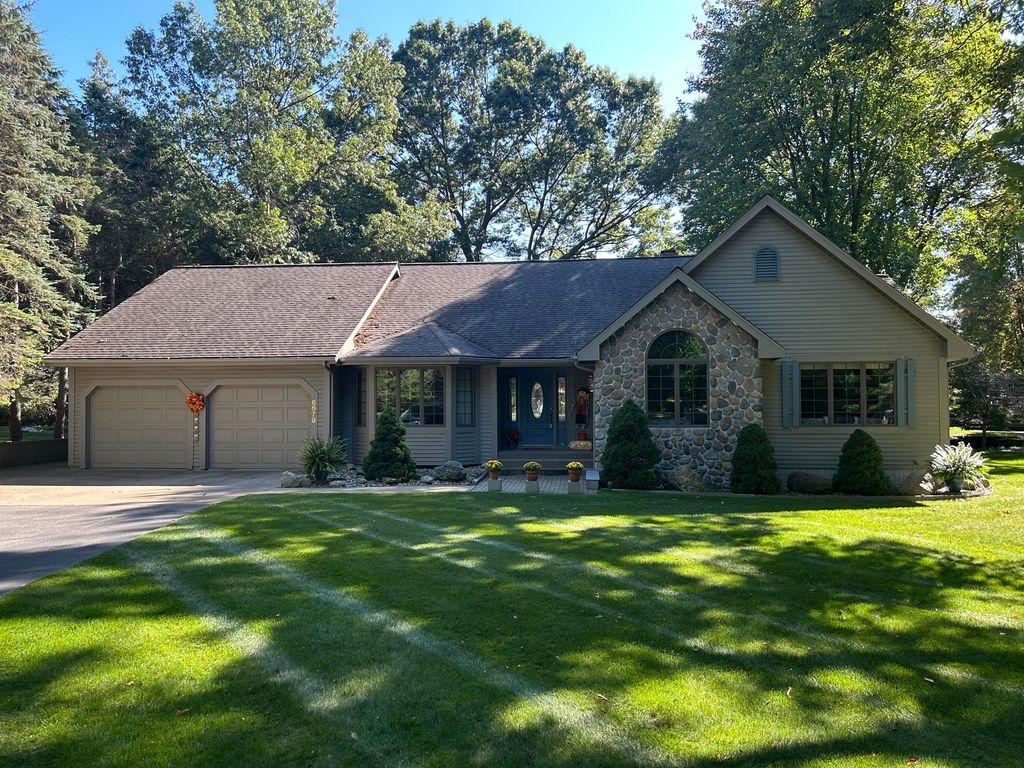 6679 W Timber Lane, Pere Marquette Twp, MI 49431