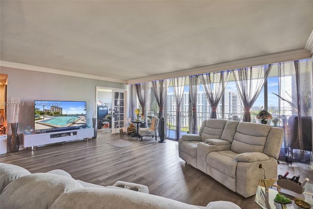 11113 Biscayne Boulevard 1156, Miami, FL 33181