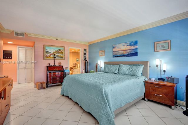 11113 Biscayne Boulevard 1156, Miami, FL 33181