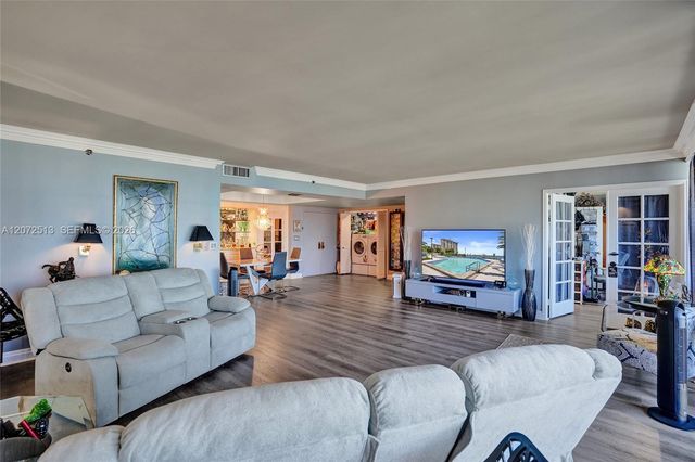 11113 Biscayne Boulevard 1156, Miami, FL 33181