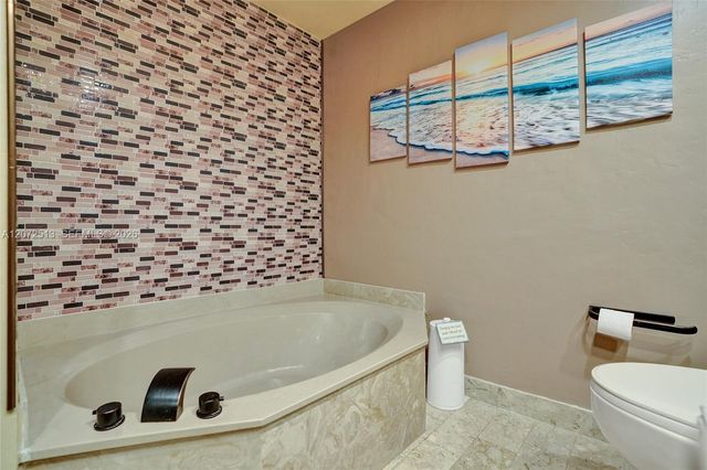 11113 Biscayne Boulevard 1156, Miami, FL 33181