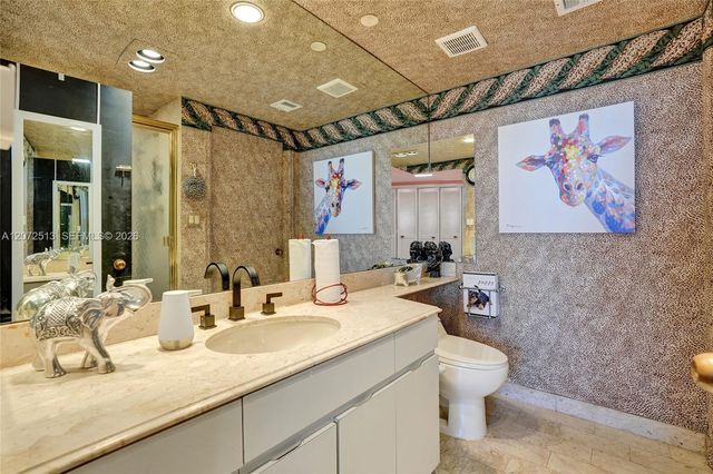 11113 Biscayne Boulevard 1156, Miami, FL 33181