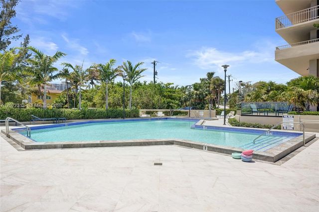 11113 Biscayne Boulevard 1156, Miami, FL 33181