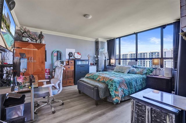 11113 Biscayne Boulevard 1156, Miami, FL 33181