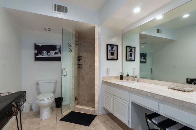 689 N Majorca Circle, Palm Springs, CA 92262