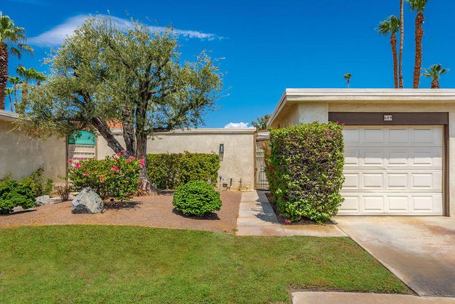 689 N Majorca Circle, Palm Springs, CA 92262