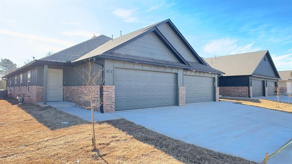 1108 NW 113TH Street, Oklahoma City, OK 73114