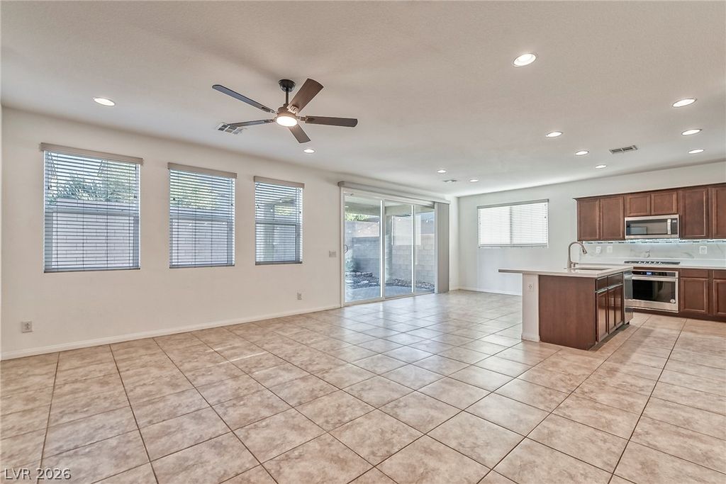9851 POPLAR POINT Avenue, Las Vegas, NV 89178 — photo 4