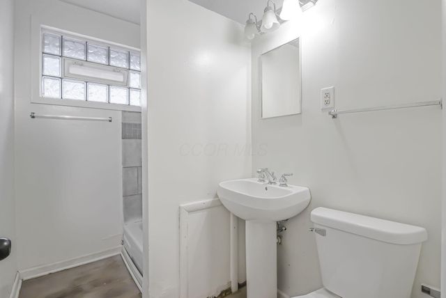 2445-2447 Hiawatha Street, Columbus, OH 43211