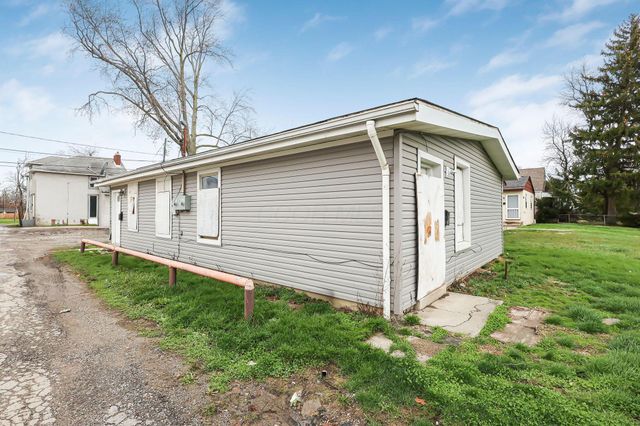 2445-2447 Hiawatha Street, Columbus, OH 43211