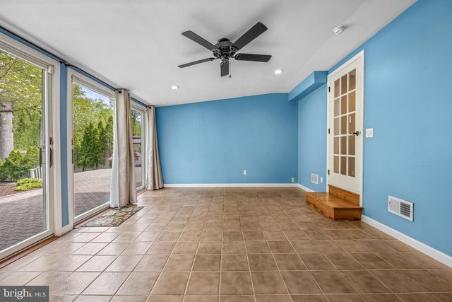 7 BUDD BLVD, West Deptford, NJ 08096