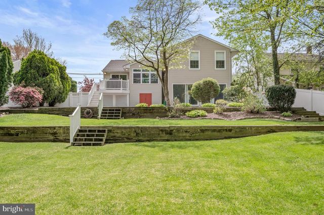 7 BUDD BLVD, West Deptford, NJ 08096