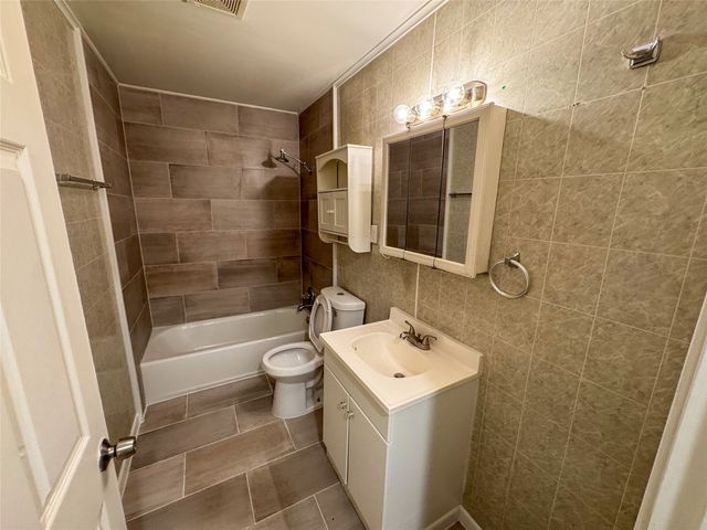 1326 W Shepherd Street, Denison, TX 75020