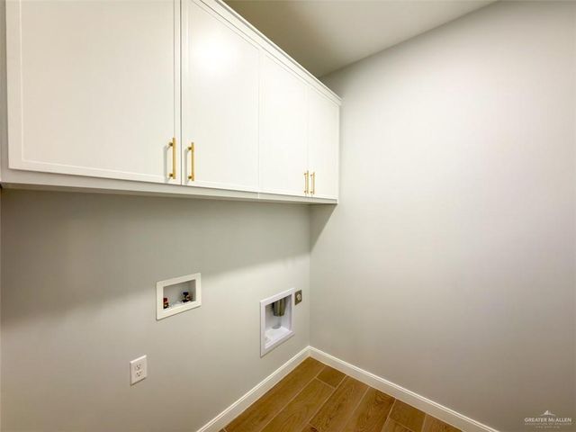 9102 N 25th Lane, Mcallen, TX 78504