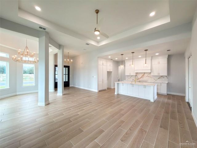 9102 N 25th Lane, Mcallen, TX 78504