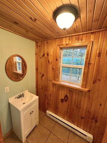 85 Elliott Lane, Tamworth, NH 03886