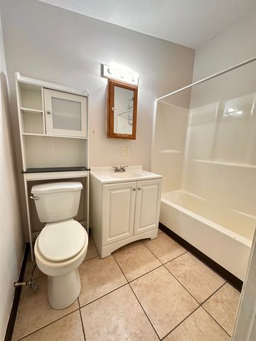 85 Elliott Lane, Tamworth, NH 03886