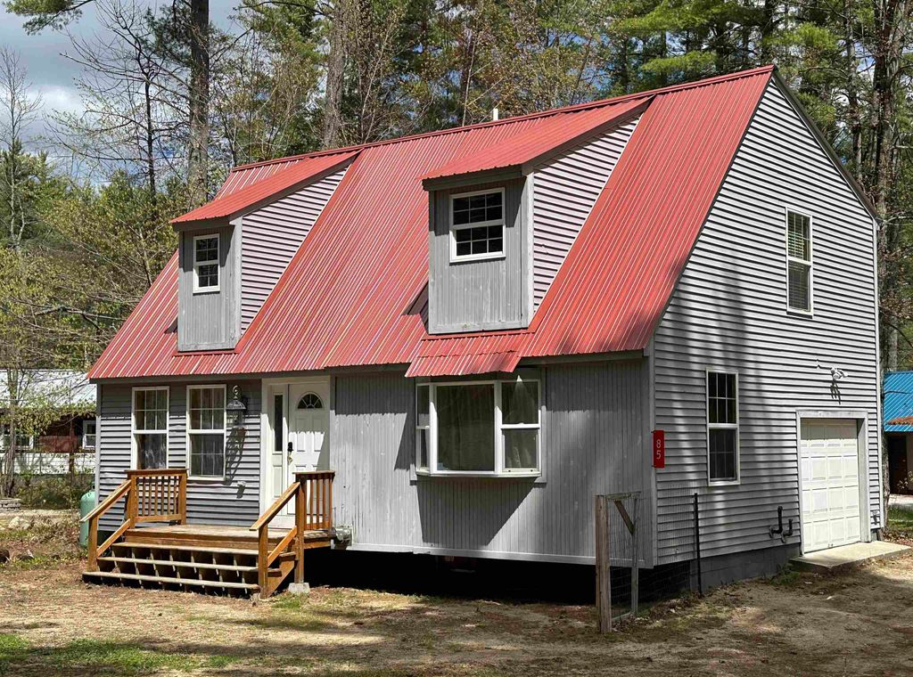 85 Elliott Lane, Tamworth, NH 03886