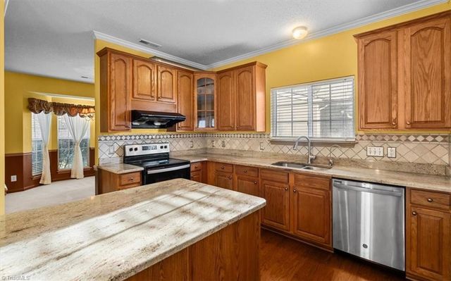 4623 Village Square Court, Greensboro, NC 27409