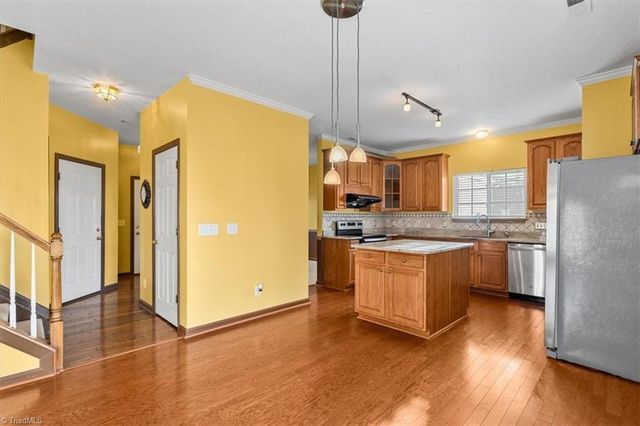 4623 Village Square Court, Greensboro, NC 27409