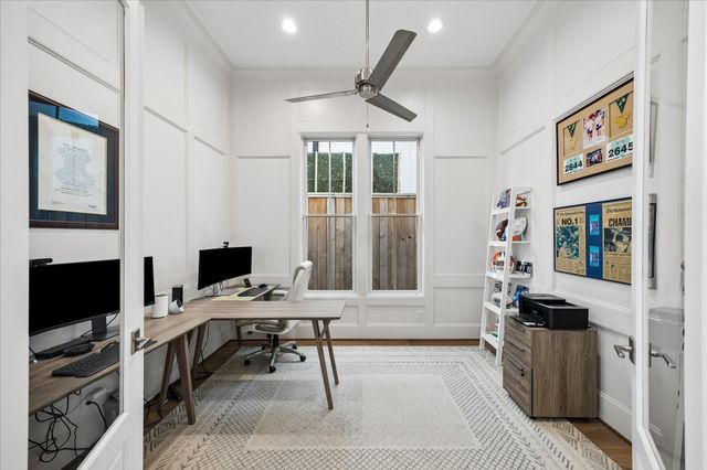 3020 Lake Street, Houston, TX 77098