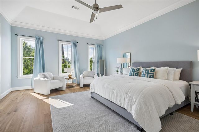 3020 Lake Street, Houston, TX 77098