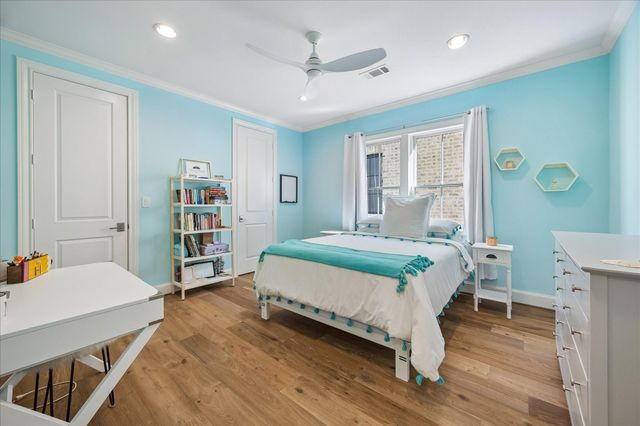 3020 Lake Street, Houston, TX 77098