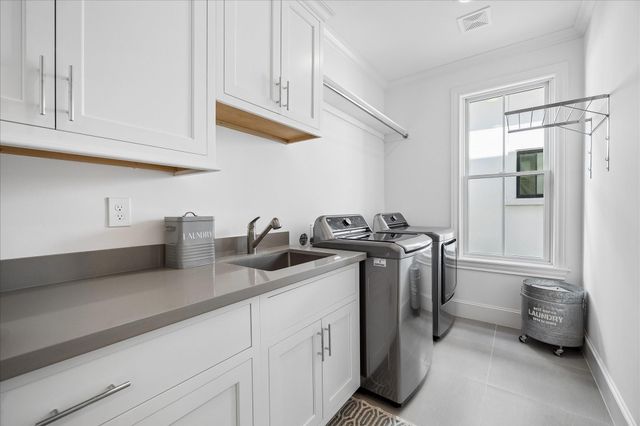 3020 Lake Street, Houston, TX 77098